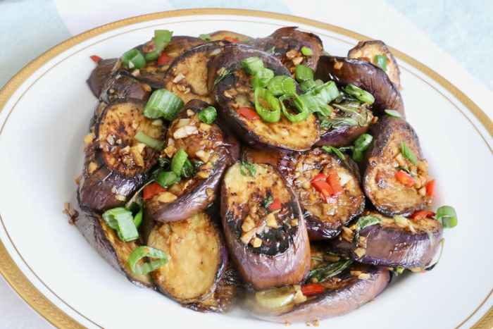 How to cook eggplant thai style