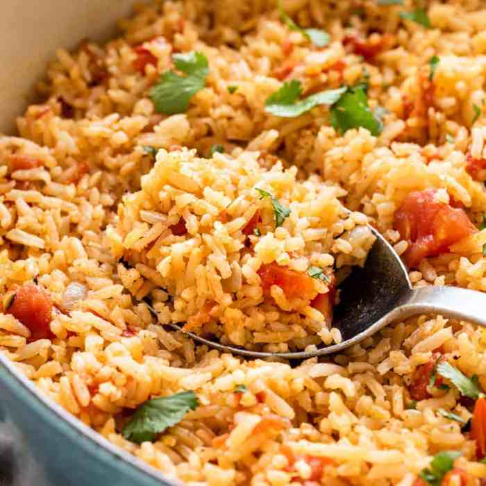 How to cook restaurant style mexican rice